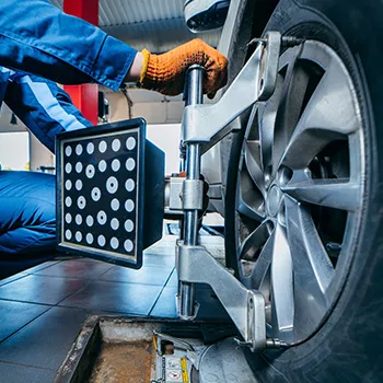 Wheel Alignment in Minnetonka, MN